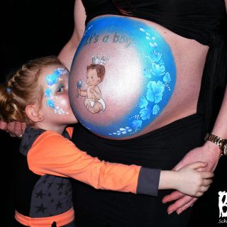 Body schmink studio bellypaint babyshower prince foto side kiss someren logo