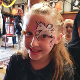 Body schmink studio 15 jaar feest yards deurwaardersdiensten unicorn almere 2