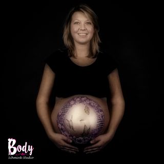 Body schmink studio bellypaint vlinders en bloemen logo