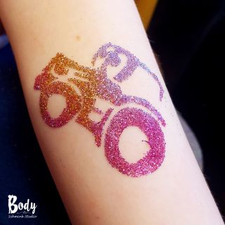 Body schmink studio glitters tattoo tractor bso beekrijk beek en donk