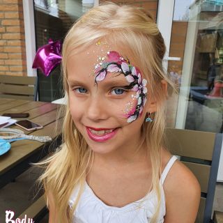 Body schmink studio kinderfeest modern bloemen eindhoven