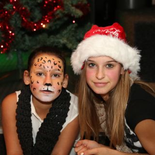 Body schmink studio puma face painting met logo